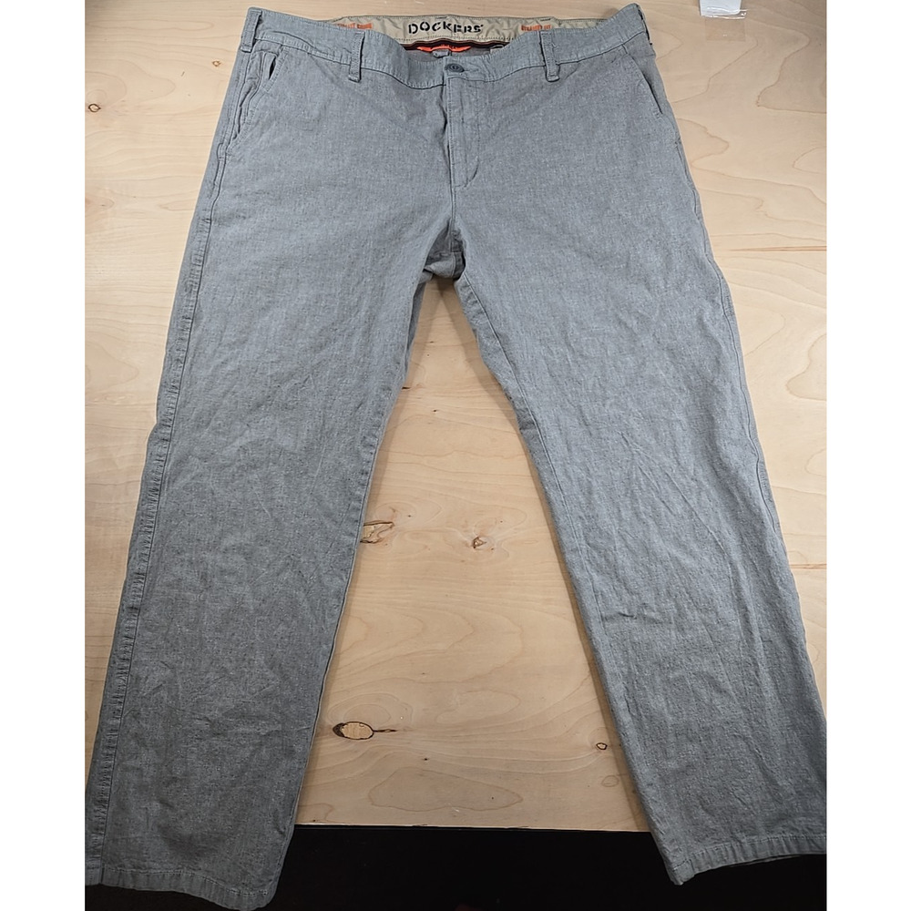 Dockers Ultimate Chino Pants Men's Gray Straight Fit Smart 360 Flex 40 X 30
